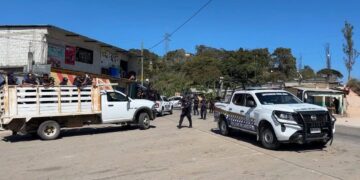 Tres policías baleados durante desalojo de bloqueo en Chiapas