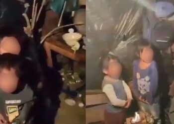 Padres abandonan a ocho niños en casa de cartón en Chiapas.