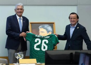 FMF rinde homenaje a Alberto de la Torre