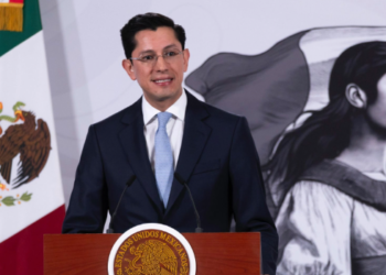 Suman 13 mexicanos muertos bajo custodia del ICE, reporta SRE.