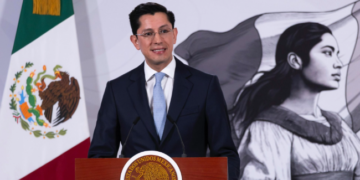 Suman 13 mexicanos muertos bajo custodia del ICE, reporta SRE.