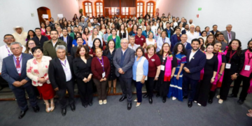 Participan docentes hidalguenses en seminario nacional.