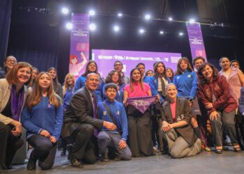 Natividad Castrejón destacó la importancia de formar ciudadanía consciente para prevenir la violencia digital.