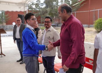 Natividad Castrejón entrega infraestructura educativa en Epazoyucan