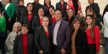 Encabeza Natividad Castrejón trabajos del CTE en escuelas de Pachuca