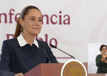 Claudia Sheinbaum presenta plan B para la reforma electoral.