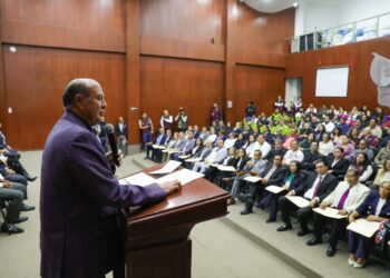 Reconocen a 16 universidades como promotoras de la salud