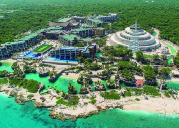 Ordena la SCJN a Xcaret retirar símbolos mayas de su publicidad.