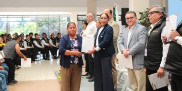 ITESHU contribuye a reducir el rezago educativo con AlfabetizaTec