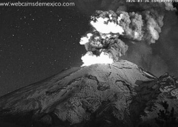 Emiten alerta por caída de ceniza volcánica en la CDMX