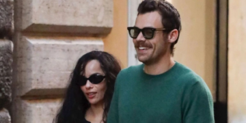 ¡Sorpresa! Harry Styles y Zoë Kravitz anuncian compromiso.