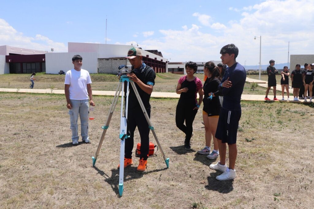 UPT fortalece formación integral con Semana de Ingeniería Civil
