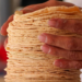 Agricultura y Profeco descartan aumento del precio de la tortilla.