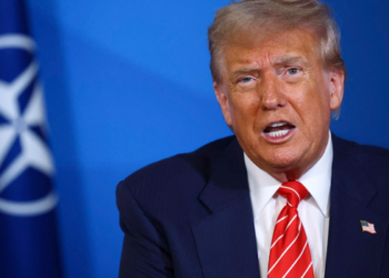 Donald Trump evalúa retirar a Estados Unidos de la OTAN.