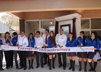 Fortalece SEPH escuelas de Tecozautla con inversión superior a 4 mdp