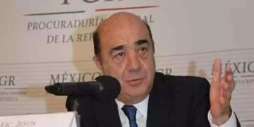 Murillo Karam es hospitalizado por derrame cerebral en CDMX