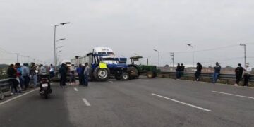 Bloqueo a entrada principal al AIFA cumple un día; aquí te decimos rutas alternas