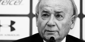 Fallece Billy Álvarez a los 80 años; marcó una era en Cruz Azul.