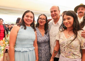 Celebran a maestras y maestros en Ixmiquilpan