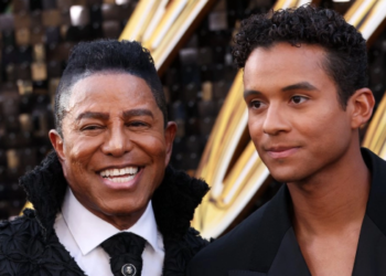 Jermaine Jackson deberá pagar demanda por abuso sexual.