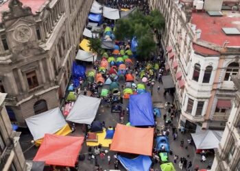 Fallece maestro oaxaqueño durante protesta de la CNTE en CDMX