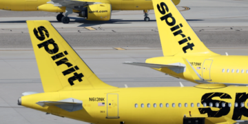Spirit Airlines cierra operaciones tras fracasar negociaciones.