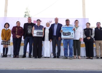 Entrega SEPH obras y equipamiento en 27 escuelas de Tulancingo