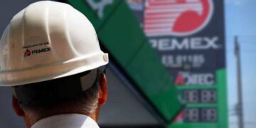 Muere trabajador tras explosión en refinería de Salina Cruz, Oaxaca