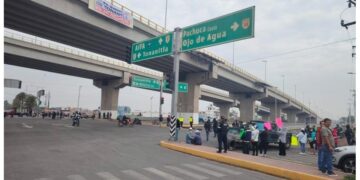 Ejidatarios bloquean acceso al AIFA debido a una disputa territorial