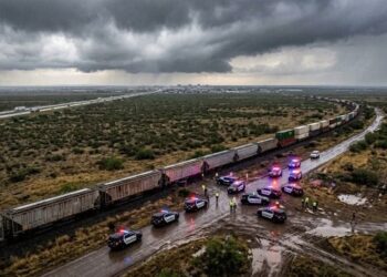 ¡Horrible! Muere migrante mexicana dentro de contenedor en Texas