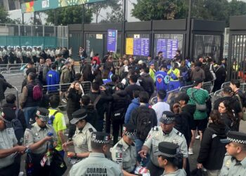 Ambiente festivo marca la apertura del Estadio Ciudad de México para el Mundial