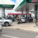 Bloqueo a Pemex desata caos por falta de combustible en Oaxaca.