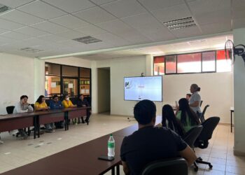 UPFIM fortalece prevención del gusano barrenador del ganado