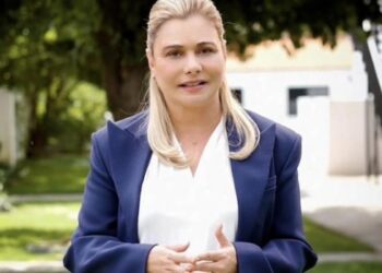 “Que se cumpla la ley”: Maru Campos pide entregar a Rocha Moya.