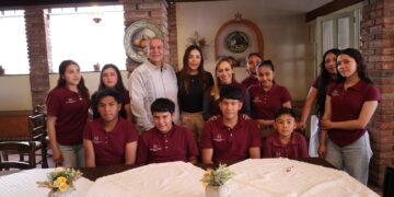 Natividad Castrejón escucha propuestas del Consejo Consultivo infantil y juvenil de Tepeji
