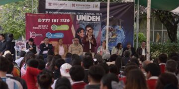 Firman convenio para establecer campus virtual de la UNIDEH en El Arenal