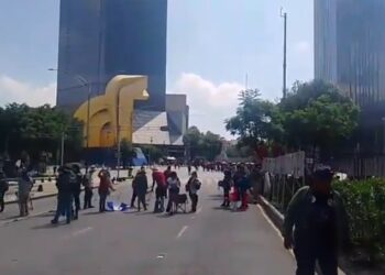 CNTE paraliza Reforma y revive conflicto por la Ley del ISSSTE
