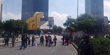 CNTE paraliza Reforma y revive conflicto por la Ley del ISSSTE