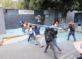 Entre incendios y cristales rotos: CNTE radicaliza movilizaciones en CDMX