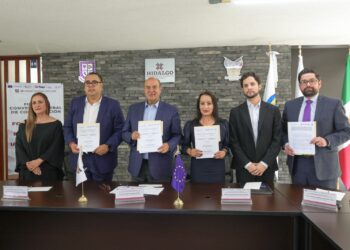 Participa Natividad Castrejón en convenio para fortalecer cultura fiscal