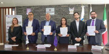 Participa Natividad Castrejón en convenio para fortalecer cultura fiscal