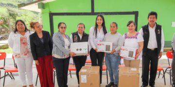 IHE fortalece equipamiento escolar en la Sierra Alta