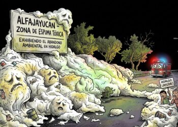Espuma tóxica invade Alfajayucan y exhibe abandono ambiental en Hidalgo