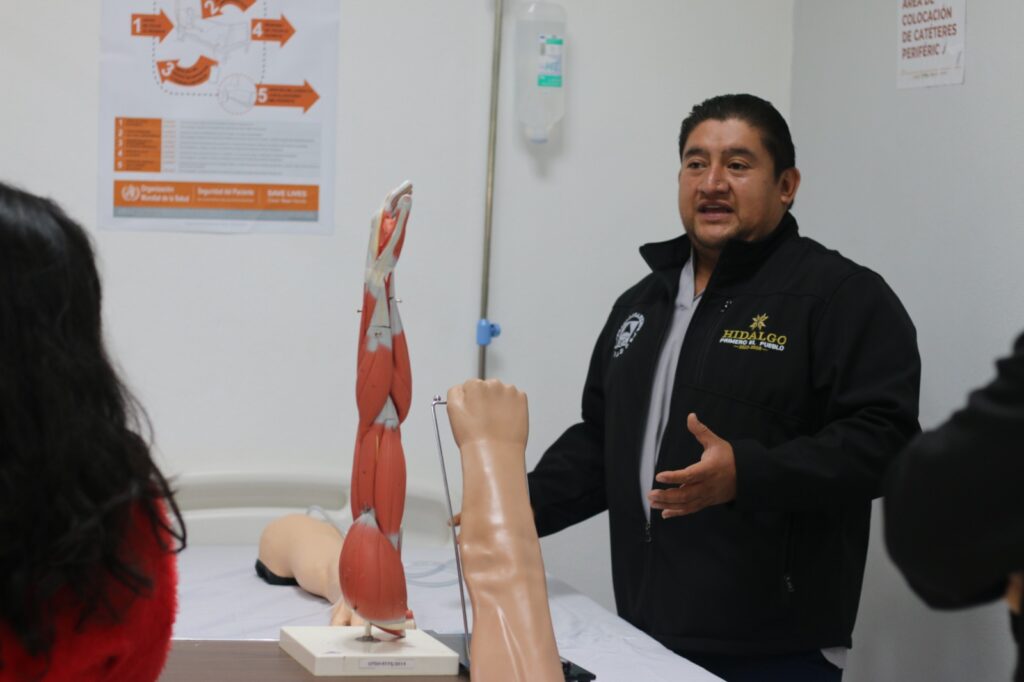 UTSH fortalece la formación clínica de estudiantes del área de la salud