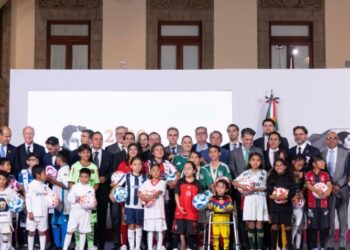 Gobierno federal y FMF impulsan estrategia nacional para formar futbolistas