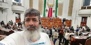 “Véame como un pato”: padre buscador exige a Sheinbaum espacio en la mañanera