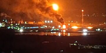 Incendio en Salina Cruz reaviva cuestionamientos sobre el estado de la infraestructura petrolera