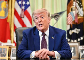 Trump amenaza con abandonar el T-MEC para forzar nuevas concesiones