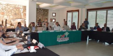 UTVM fortalece vínculo con sectores productivos y sociales.