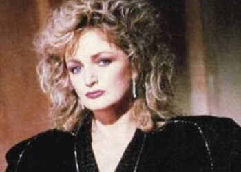 Adiós a Bonnie Tyler, fallece la intérprete de "Holding Out for a Hero".